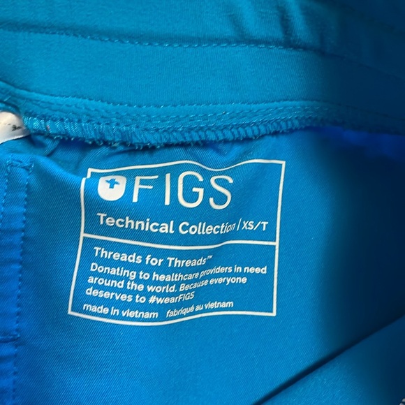 Figs Extreme Blue - Picture 3 of 3